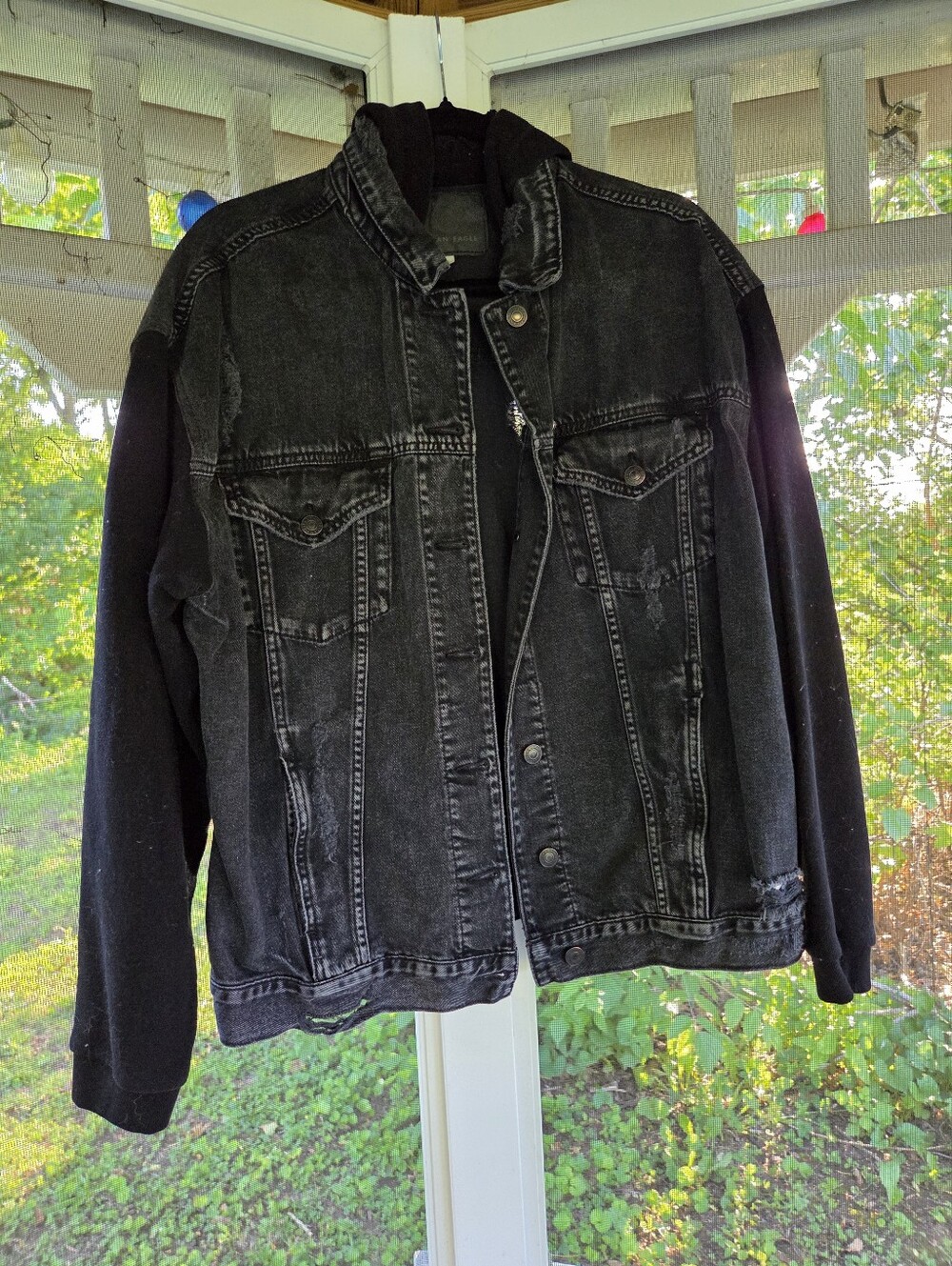 American Eagle Outfitters Distressed Jean Vest Jacket